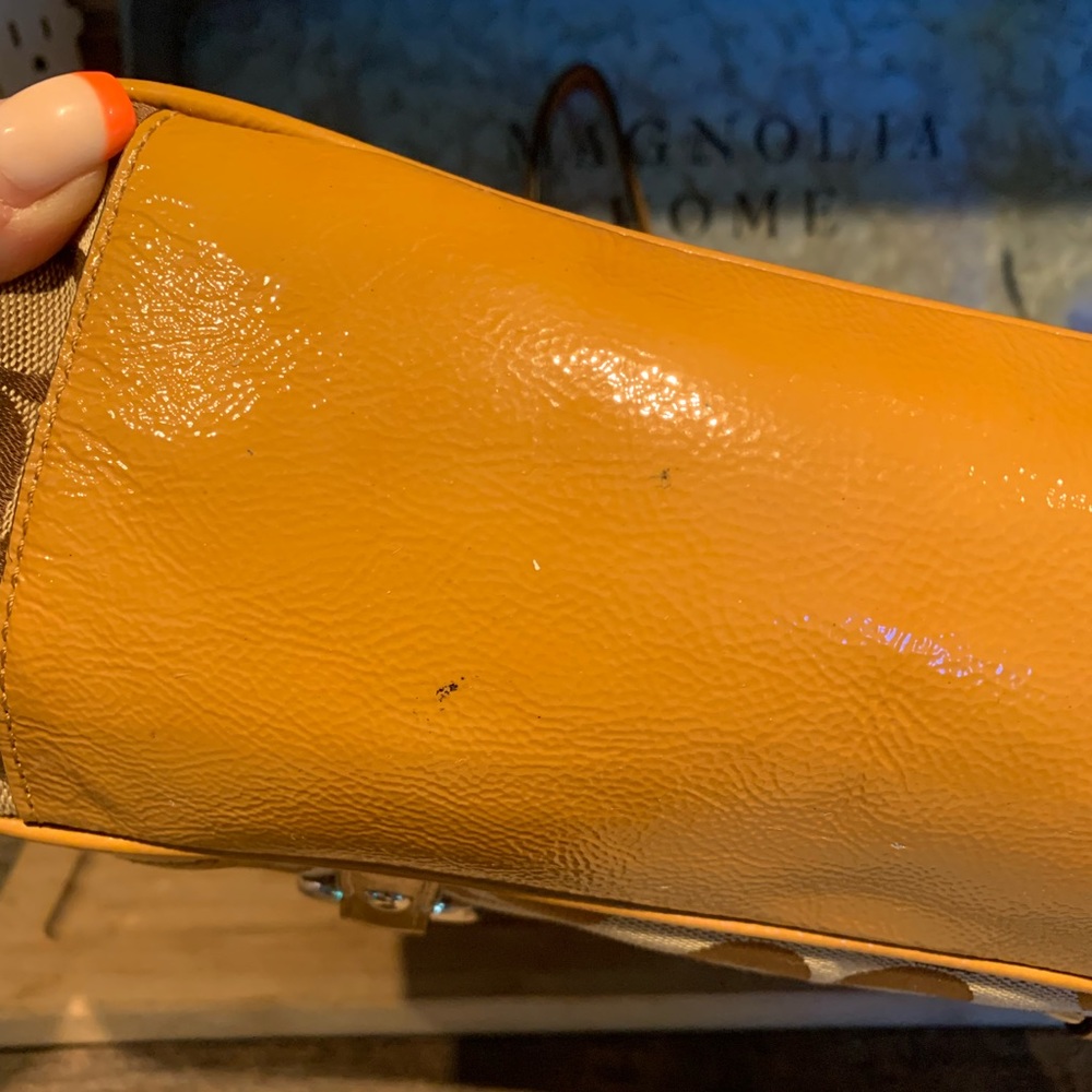 Excellent condition coach bag!!! - Picture 5 of 14